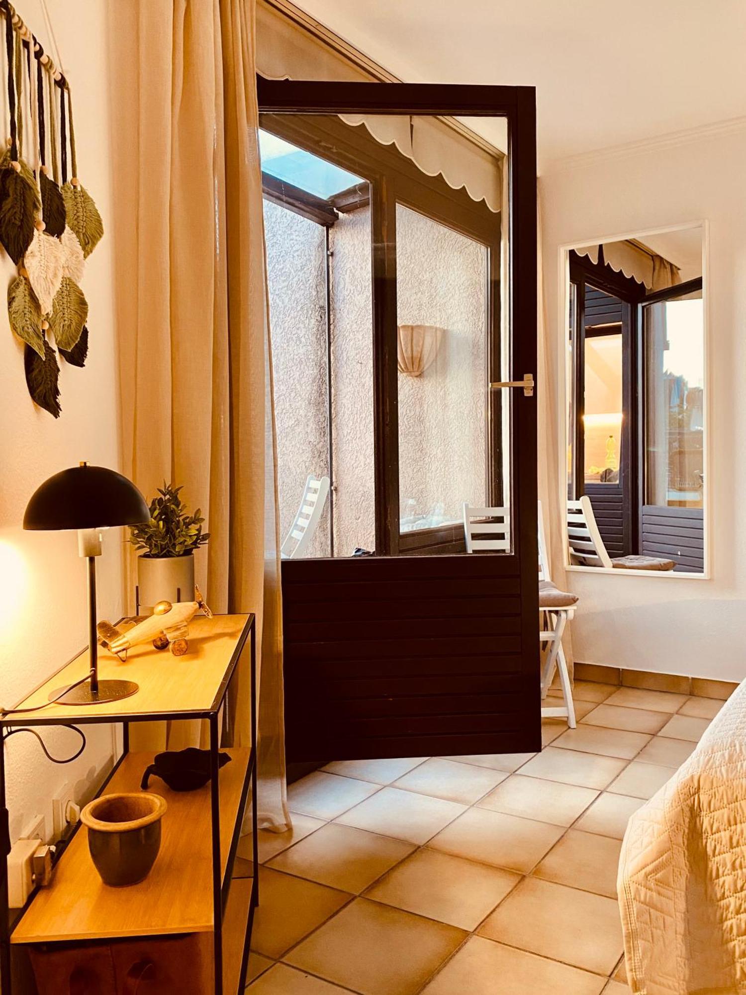 Living With Soul - Appartement Ueber Den Daechern Von Wiesbaden Luaran gambar