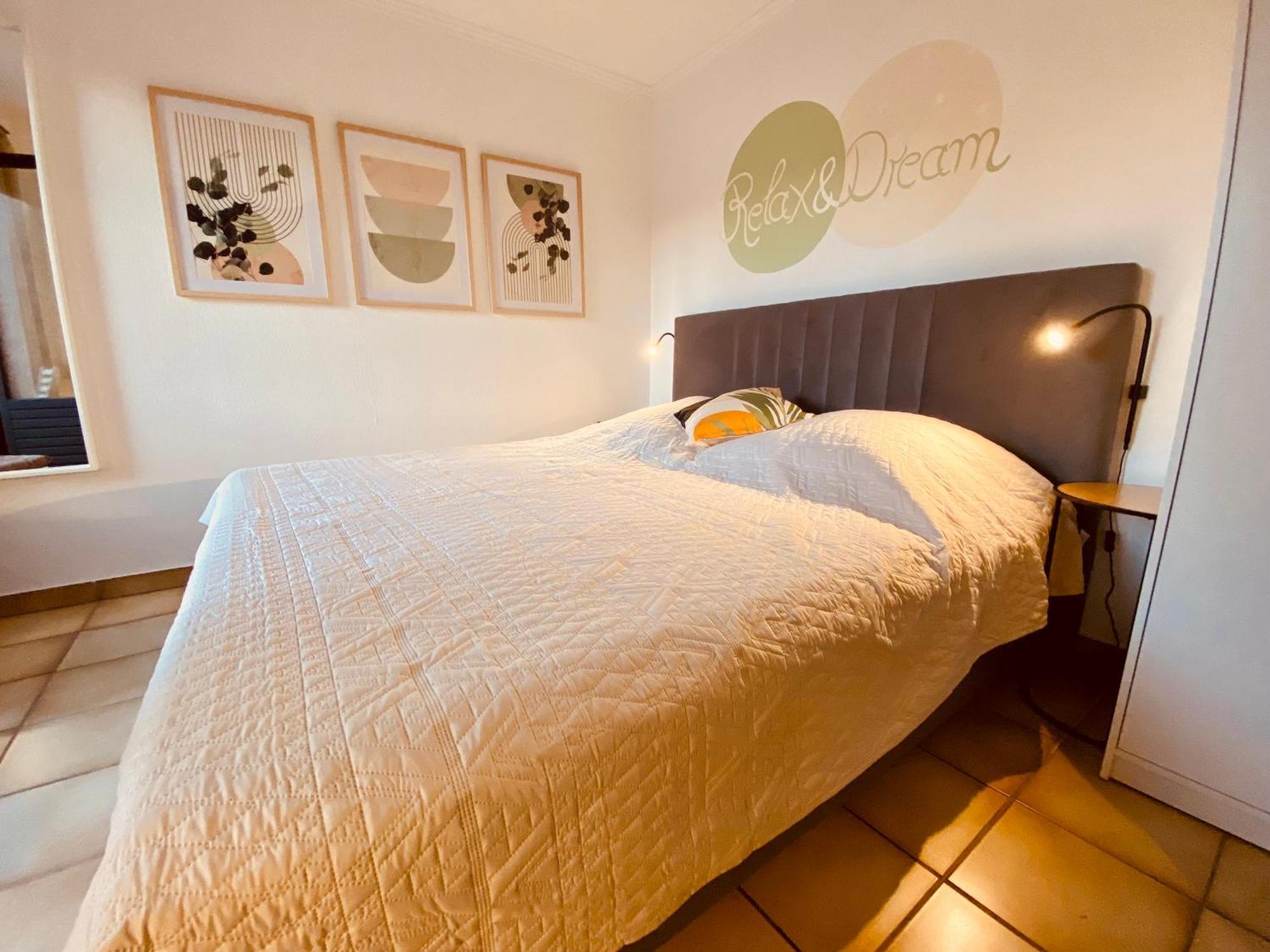 Living With Soul - Appartement Ueber Den Daechern Von Wiesbaden Luaran gambar