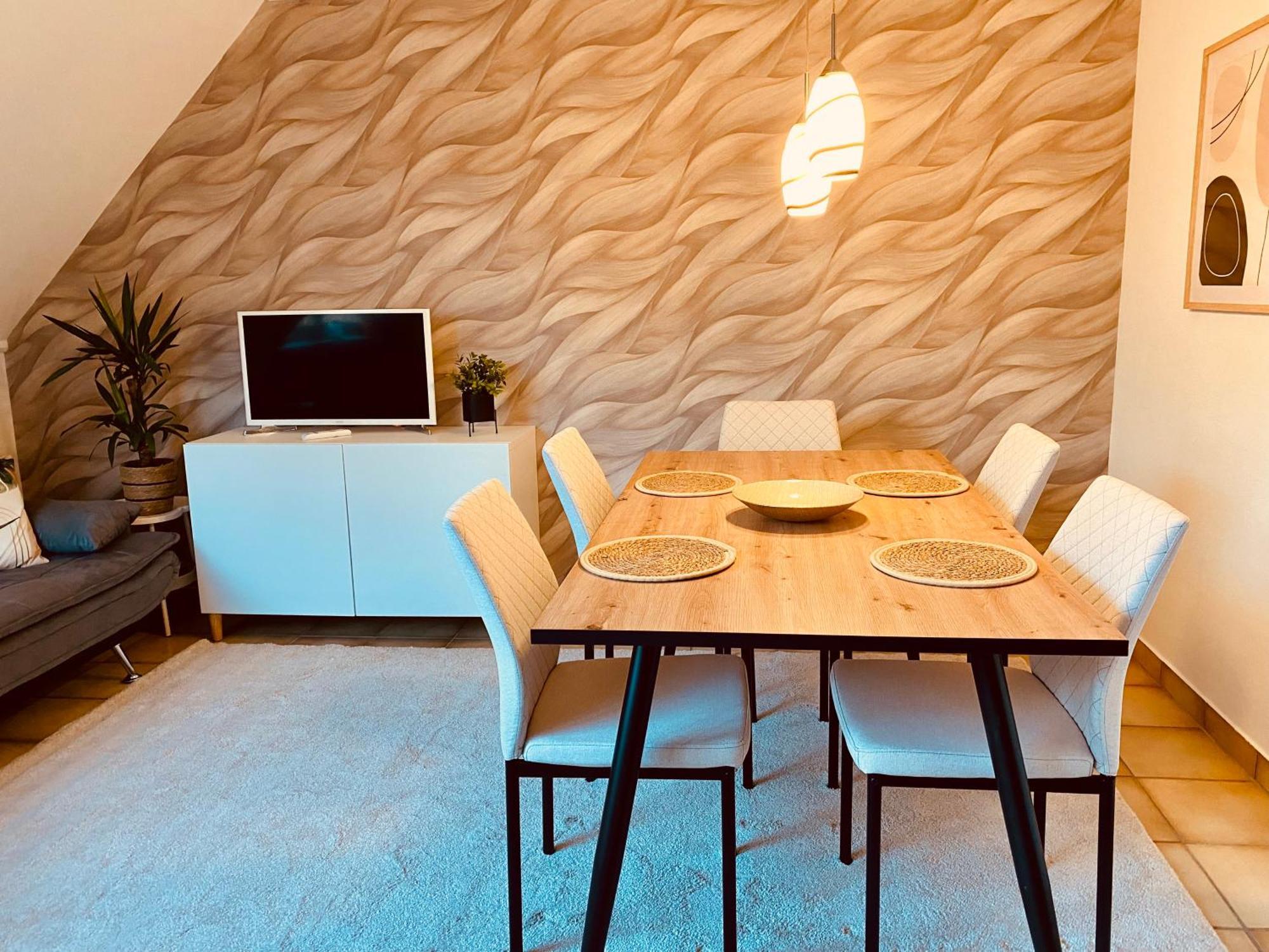 Living With Soul - Appartement Ueber Den Daechern Von Wiesbaden Luaran gambar