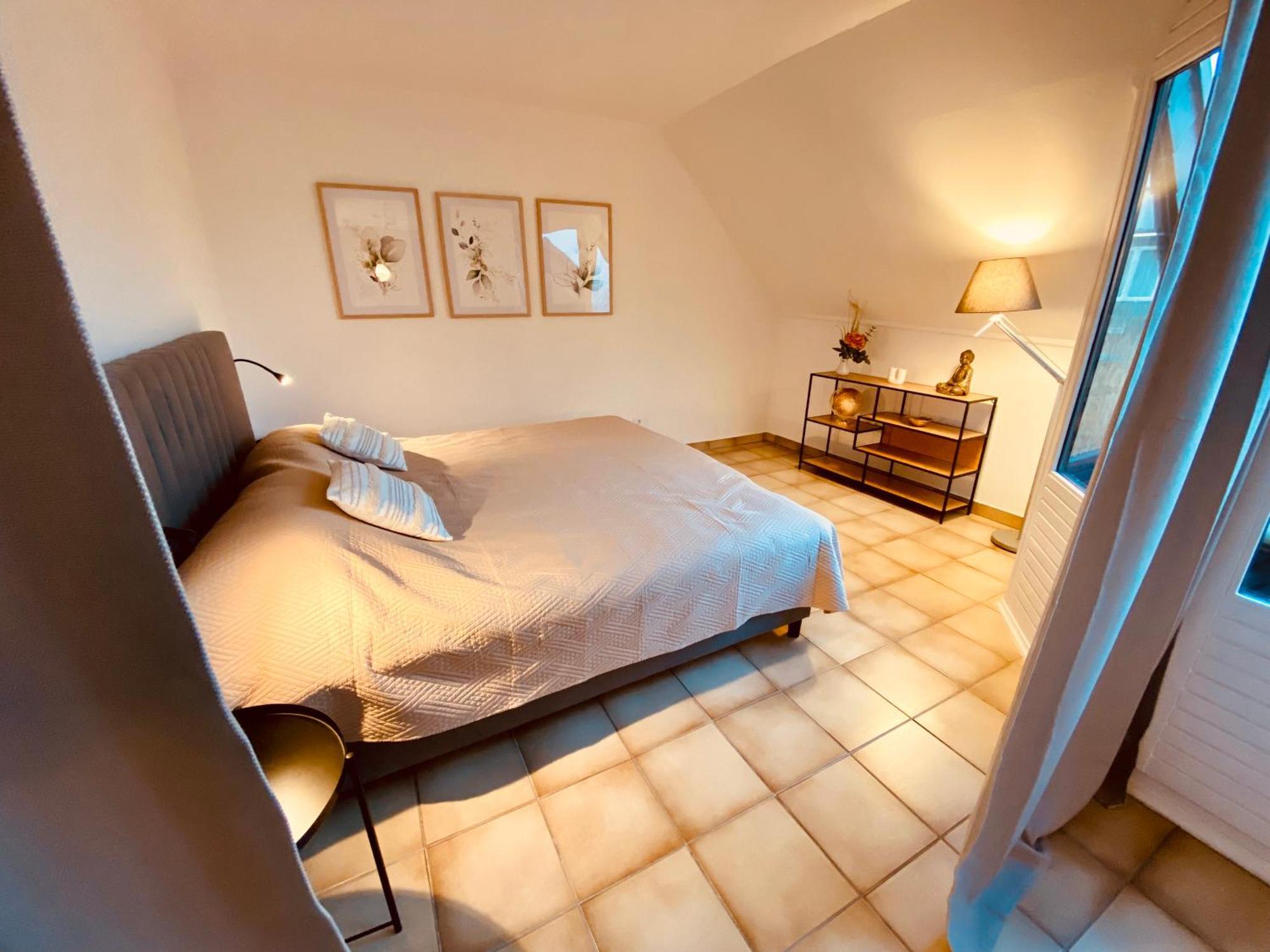 Living With Soul - Appartement Ueber Den Daechern Von Wiesbaden Luaran gambar